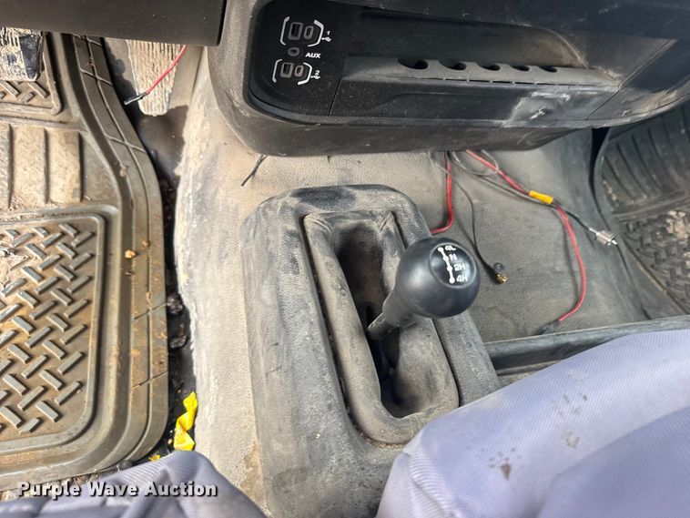 image for item ER2471 2019 Dodge Ram 5500 bucket truck