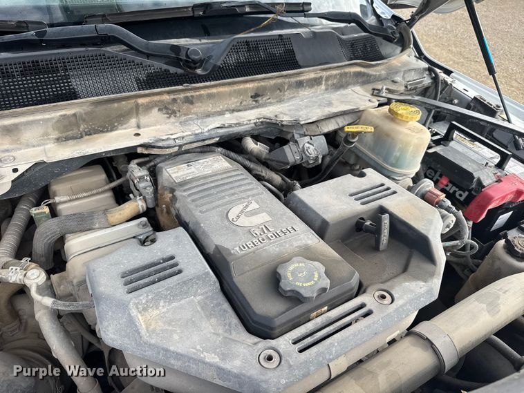 image for item ER2471 2019 Dodge Ram 5500 bucket truck