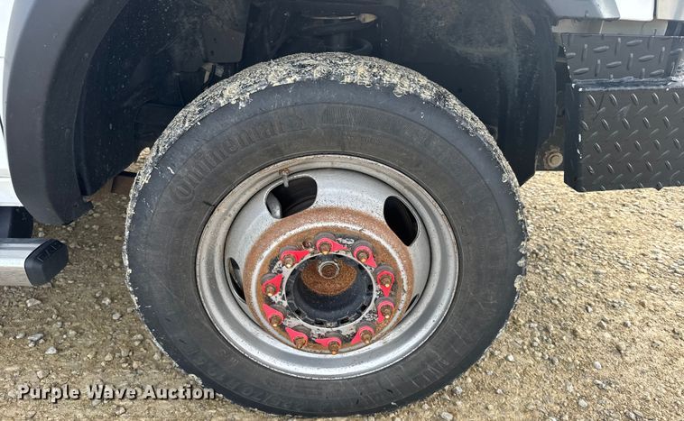 image for item ER2471 2019 Dodge Ram 5500 bucket truck