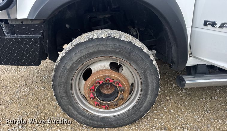 image for item ER2471 2019 Dodge Ram 5500 bucket truck