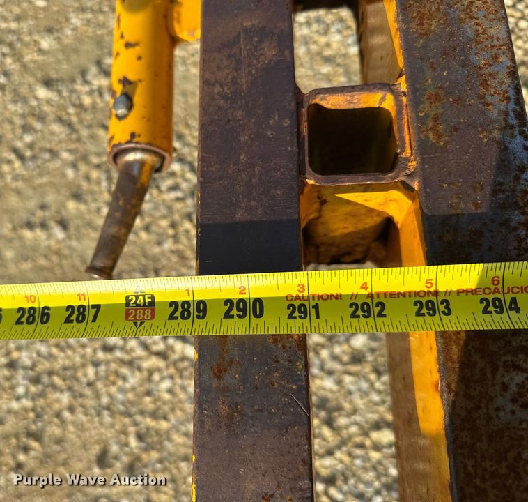 image for item ER2472 2011 CZ Engineering, Inc. CZ15KP pole trailer