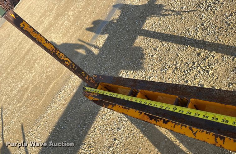 image for item ER2472 2011 CZ Engineering, Inc. CZ15KP pole trailer