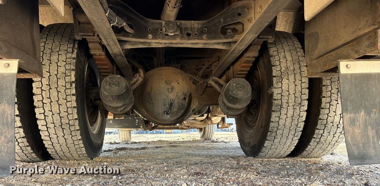 image for item ET7090 2016 International 4300  bucket truck