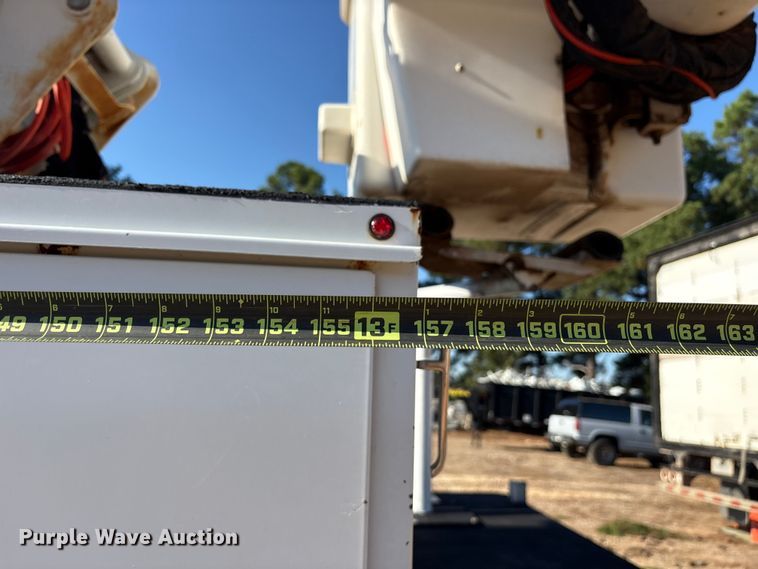 image for item ET7090 2016 International 4300  bucket truck