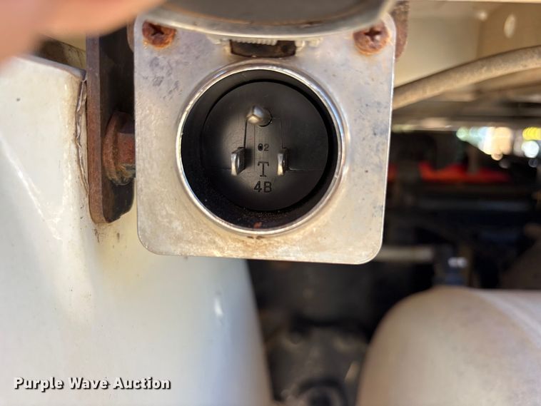 image for item ET7090 2016 International 4300  bucket truck