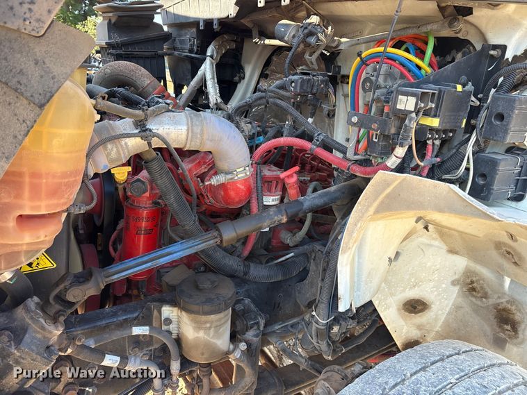 image for item ET7090 2016 International 4300  bucket truck