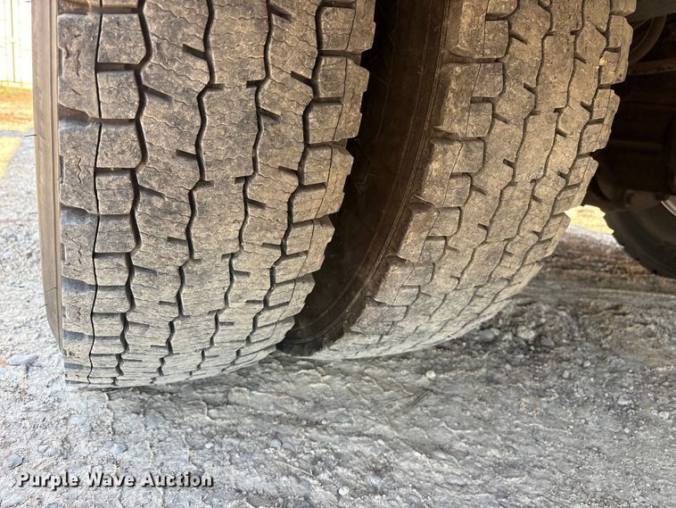 image for item ET7090 2016 International 4300  bucket truck