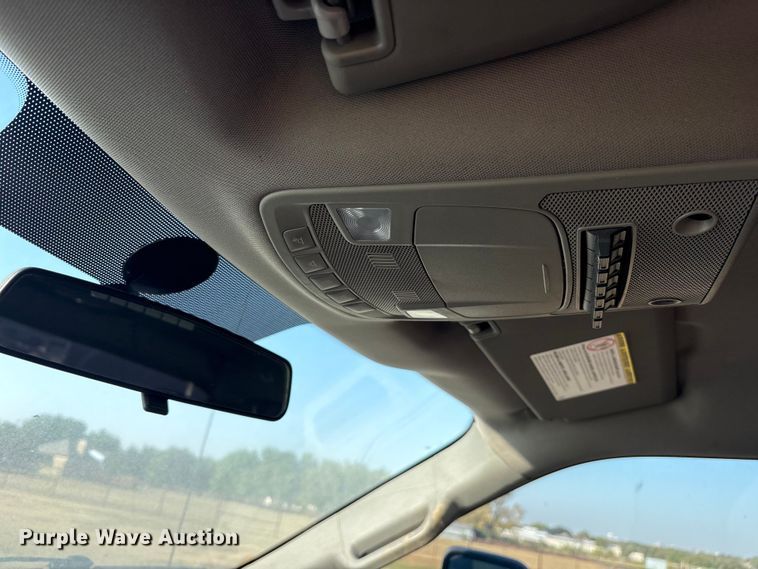 image for item ET7096 2019 Ford F450 Super Duty XL Crew Cab truck cab and chassis