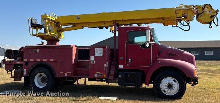 image for item ET7098 2005 Kenworth T300 digger derrick truck