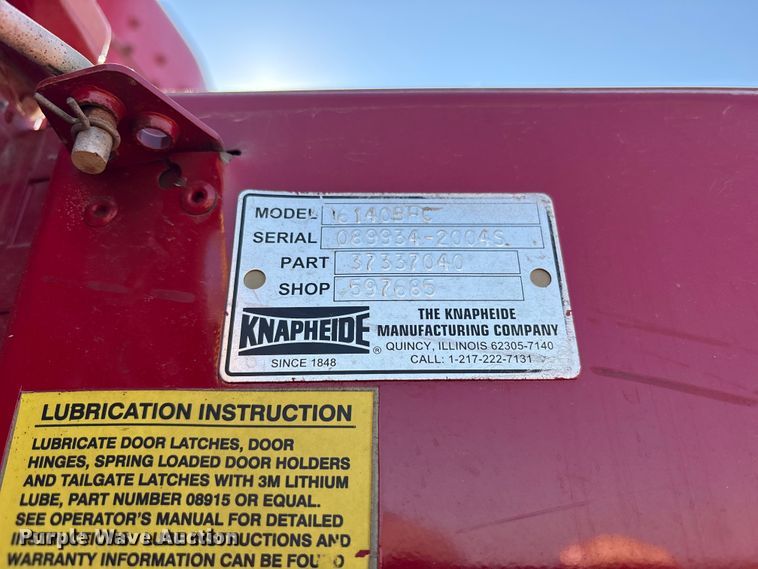 image for item ET7098 2005 Kenworth T300 digger derrick truck