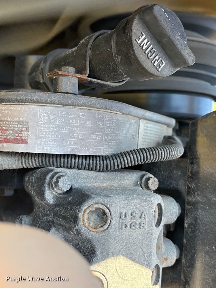 image for item ET7098 2005 Kenworth T300 digger derrick truck