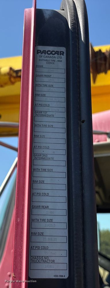 image for item ET7098 2005 Kenworth T300 digger derrick truck