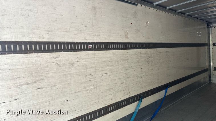 image for item ET8518 2017 Hino 268 box truck