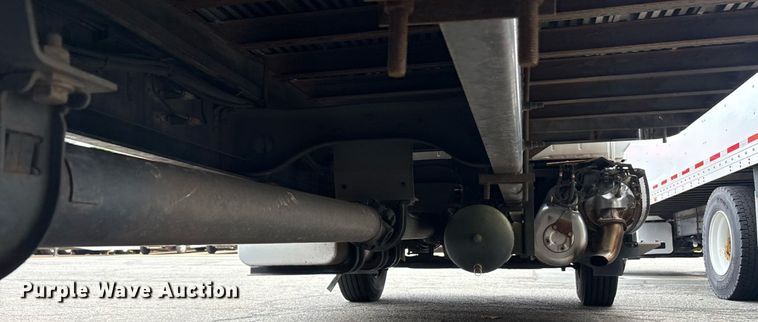 image for item ET8518 2017 Hino 268 box truck