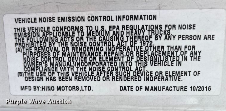 image for item ET8518 2017 Hino 268 box truck