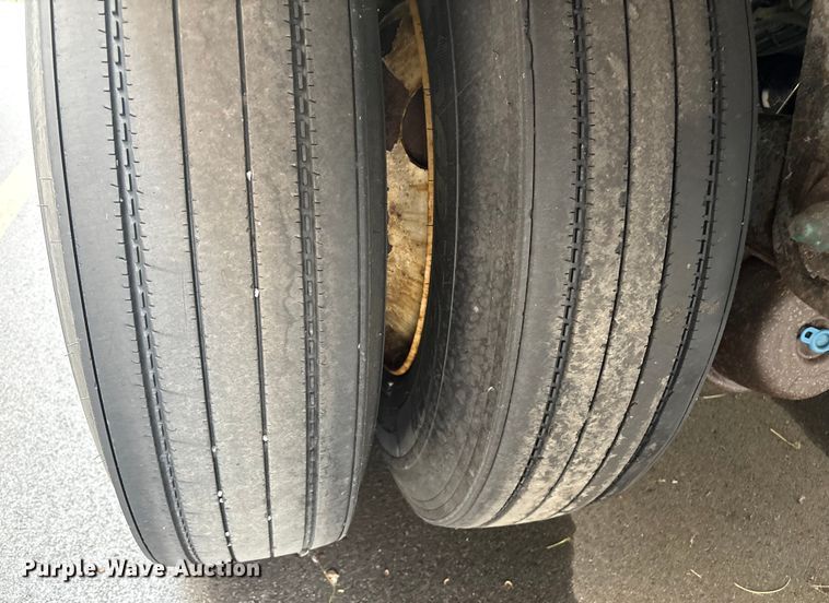 image for item ET8559 2013 Great Dane CSE-1314-02053 dry van trailer