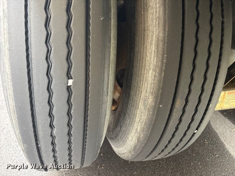 image for item ET8561 2013 Great Dane CSE-1314-02053 dry van trailer