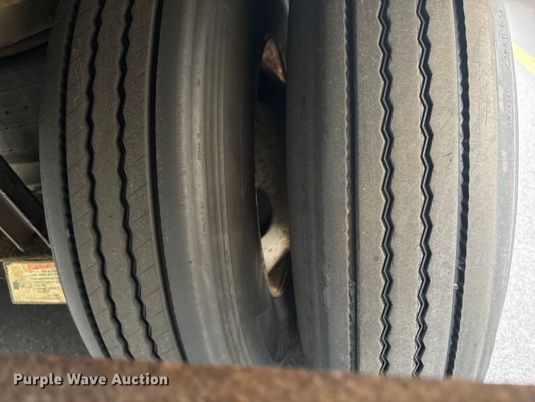 image for item ET8563 2013 Great Dane SSL-1314-02048 dry van trailer