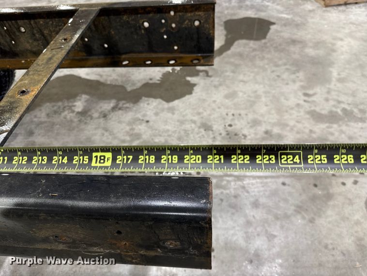 image for item EU2165 2009 Chevrolet C8500 truck cab and chassis