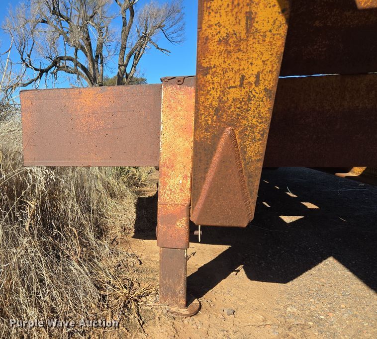 image for item EU3766 1981 Holden HLB37235 drop deck equipment trailer