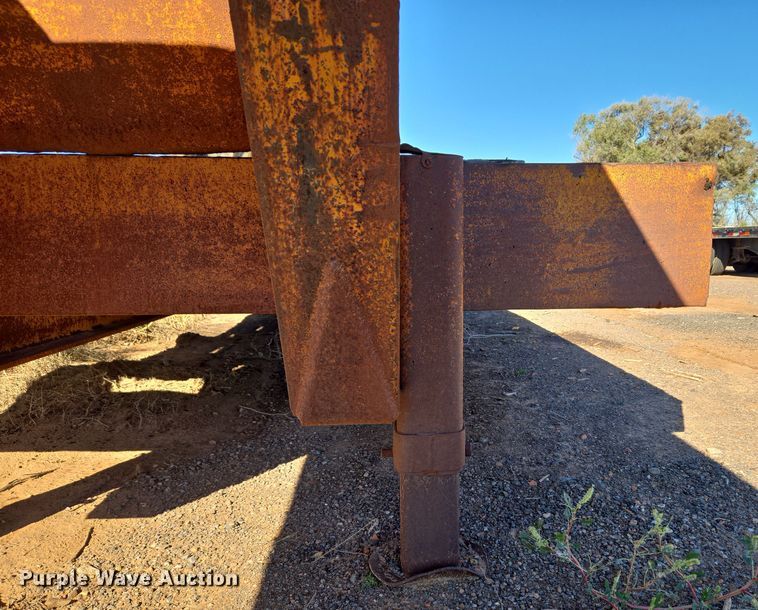 image for item EU3766 1981 Holden HLB37235 drop deck equipment trailer