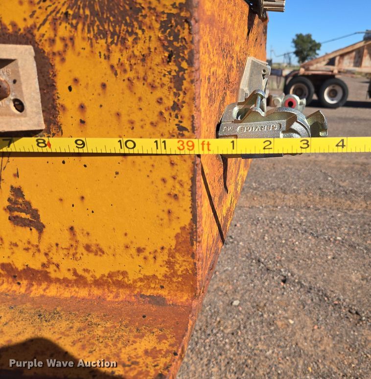 image for item EU3766 1981 Holden HLB37235 drop deck equipment trailer