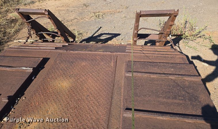 image for item EU3766 1981 Holden HLB37235 drop deck equipment trailer