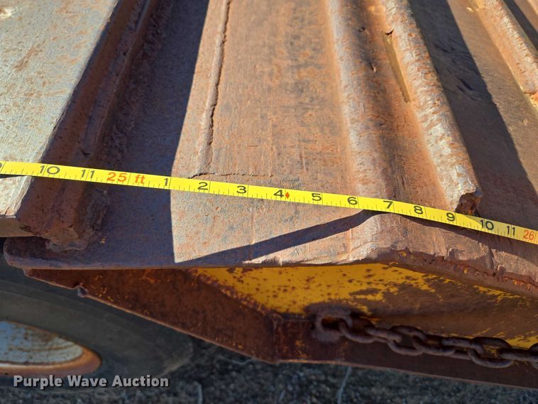 image for item EU3766 1981 Holden HLB37235 drop deck equipment trailer