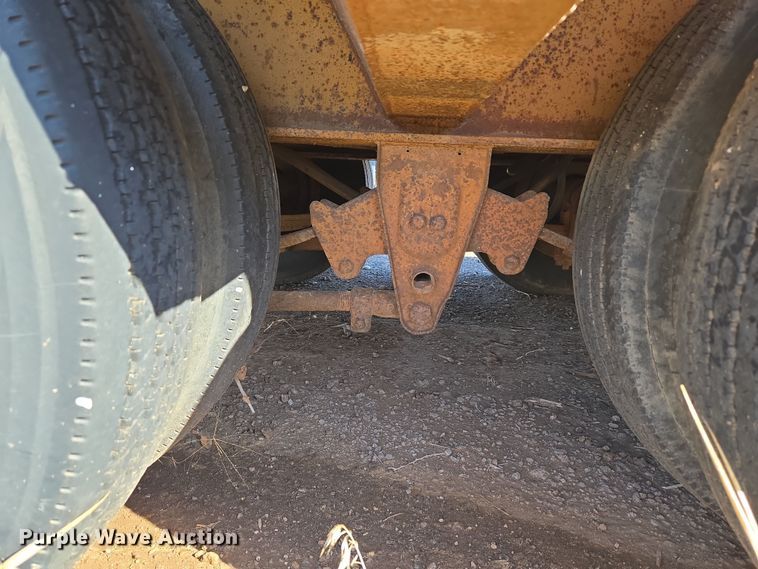 image for item EU3766 1981 Holden HLB37235 drop deck equipment trailer