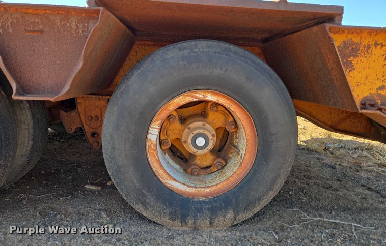 image for item EU3766 1981 Holden HLB37235 drop deck equipment trailer