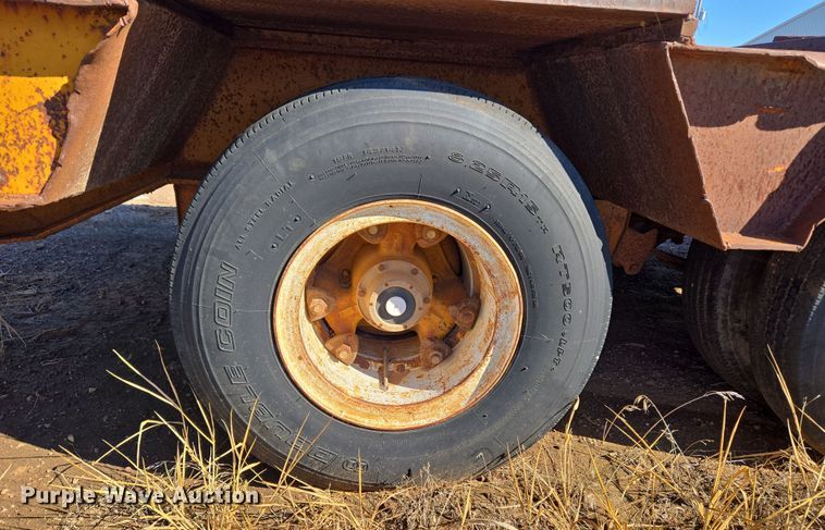 image for item EU3766 1981 Holden HLB37235 drop deck equipment trailer