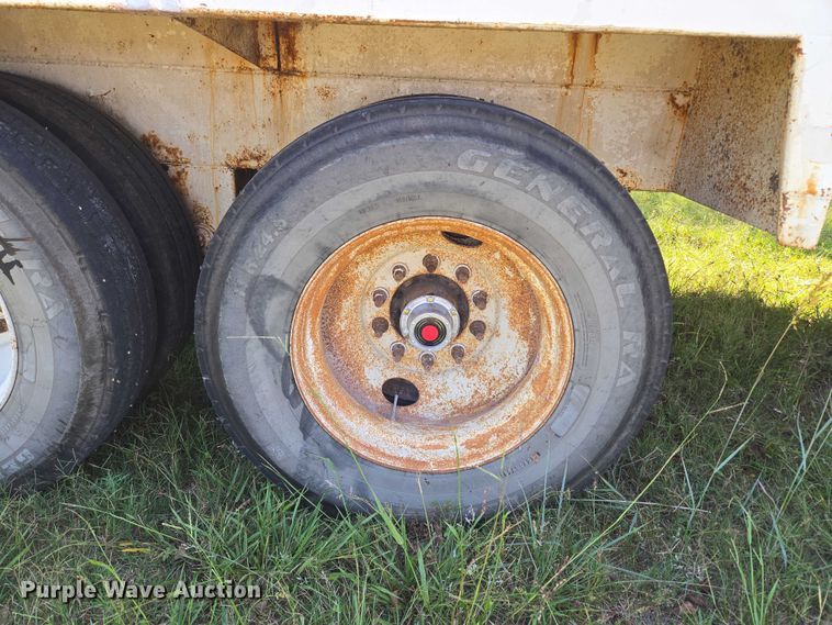 image for item EU3835 2011 Dragon Products, LTD 130BBL vacuum trailer