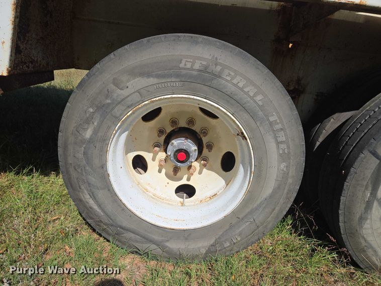 image for item EU3835 2011 Dragon Products, LTD 130BBL vacuum trailer