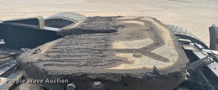 image for item EU6109 2022 Volvo VNL semi truck