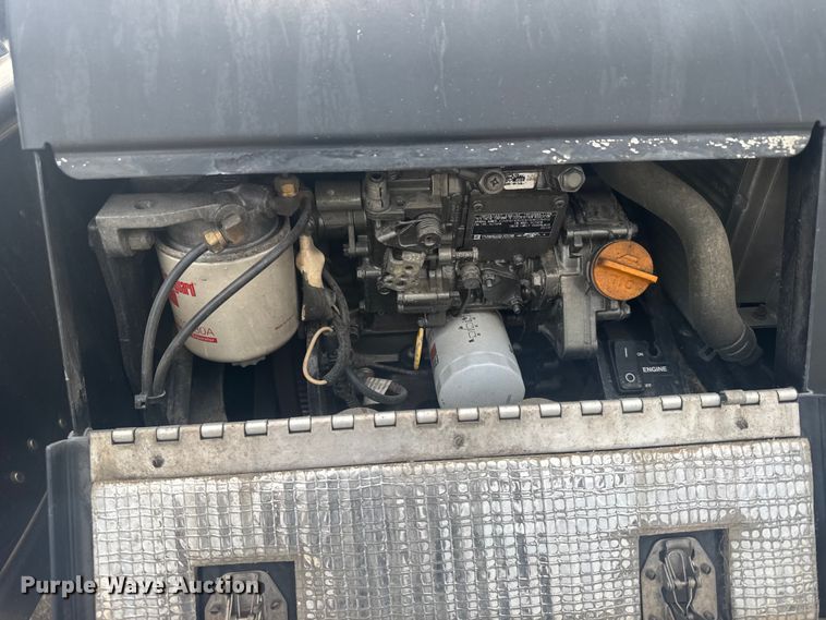 image for item EU6109 2022 Volvo VNL semi truck