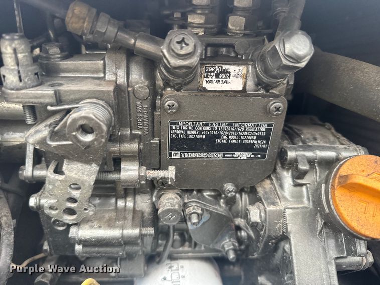 image for item EU6109 2022 Volvo VNL semi truck