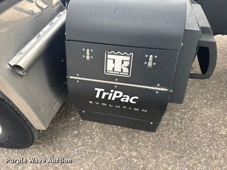 image for item EU6111 2021 Volvo VNL semi truck