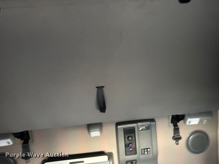 image for item EU6111 2021 Volvo VNL semi truck