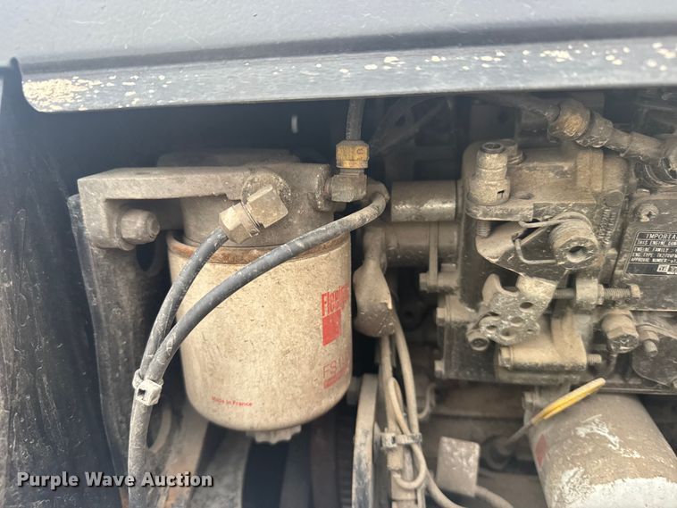 image for item EU6111 2021 Volvo VNL semi truck