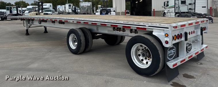 image for item EU6115 2018 Mac flatbed trailer