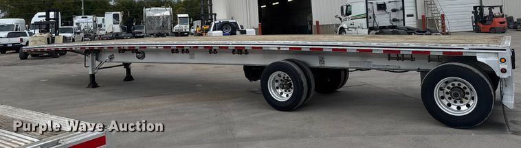 image for item EU6115 2018 Mac flatbed trailer