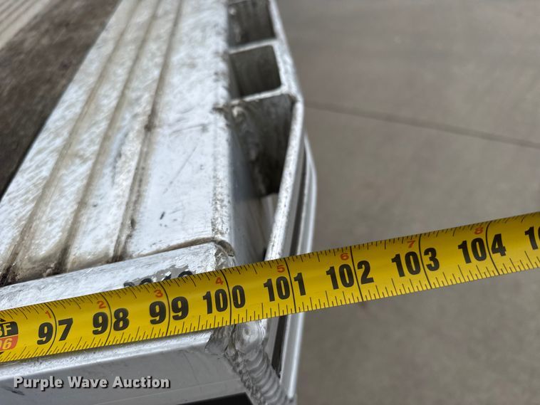 image for item EU6115 2018 Mac flatbed trailer