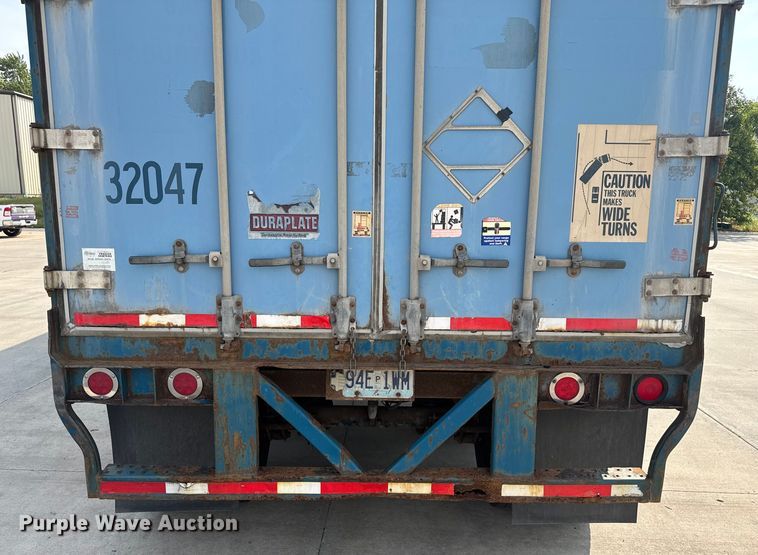 image for item EV1861 2005 Wabash dry van trailer
