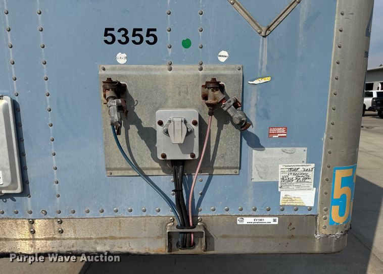 image for item EV1861 2005 Wabash dry van trailer
