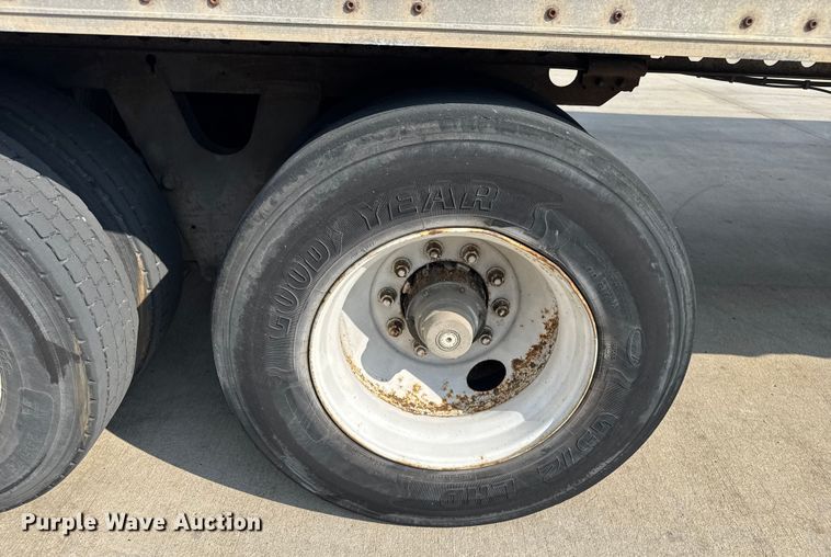 image for item EV1861 2005 Wabash dry van trailer