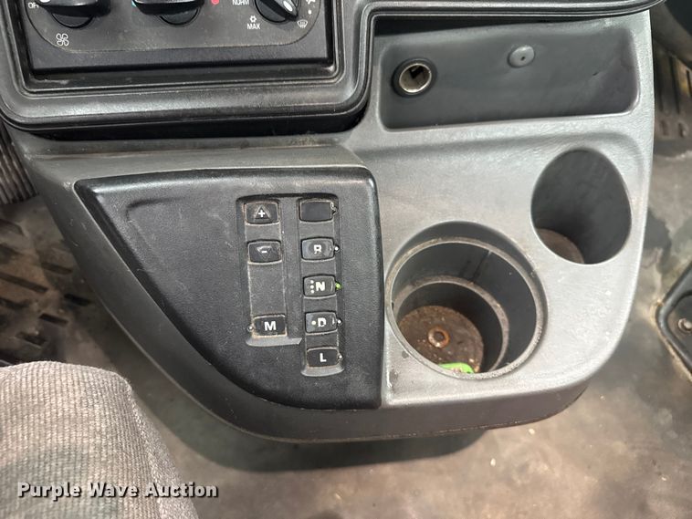 image for item EV1865 2017 International ProStar 122  semi truck