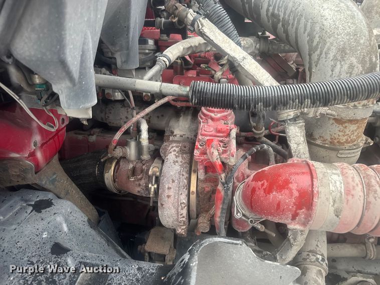 image for item EV1865 2017 International ProStar 122  semi truck