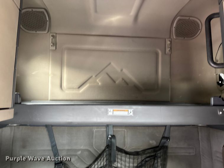 image for item EV1867 2017 Freightliner semi truck