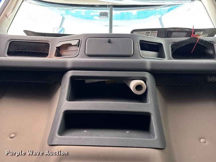 image for item EV1867 2017 Freightliner semi truck