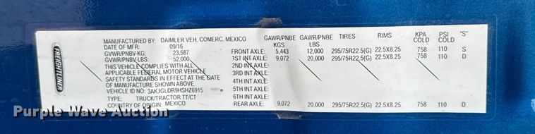 image for item EV1867 2017 Freightliner semi truck